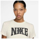 Nike Γυναικεία κοντομάνικη μπλούζα Sportswear Slim Cropped Tee Nike Γυναικεία κοντομάνικη μπλούζα Sportswear Slim Cropped Tee